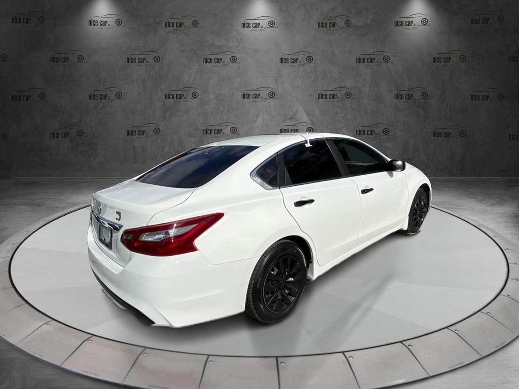 2018 Nissan Altima - $10,977