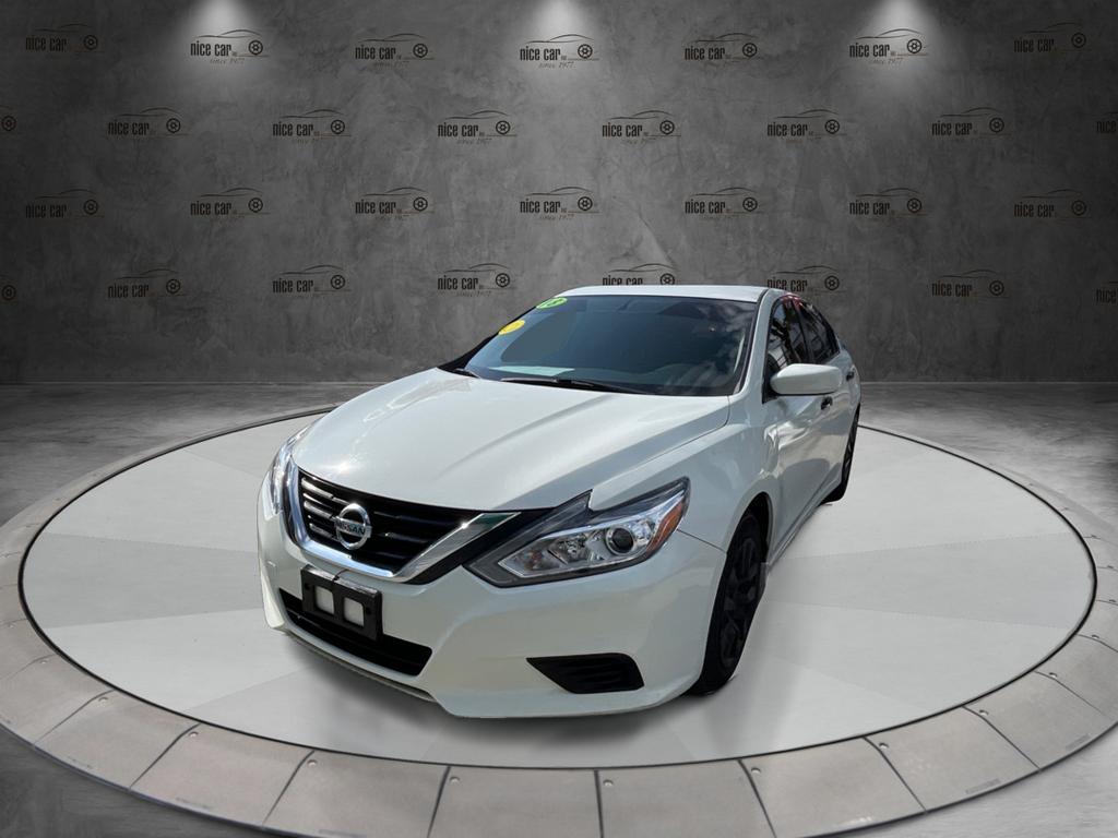 2018 Nissan Altima - $10,977