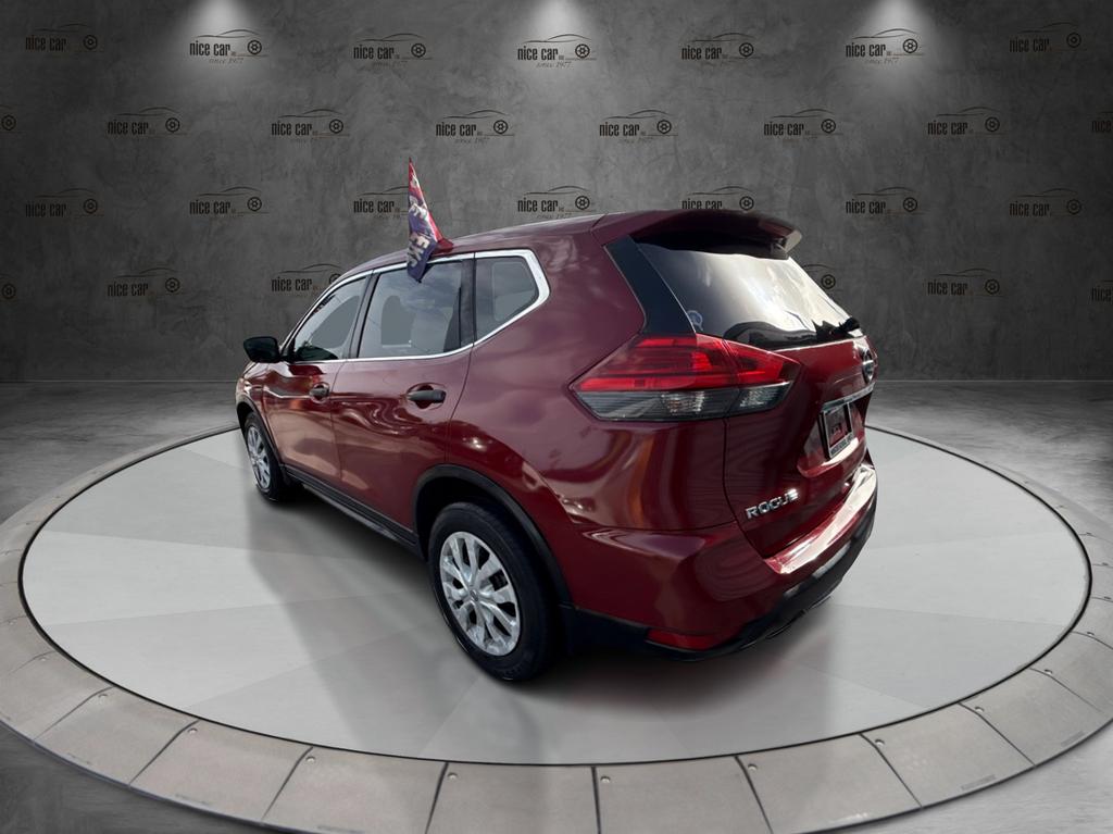 2017 Nissan Rogue - $11,977