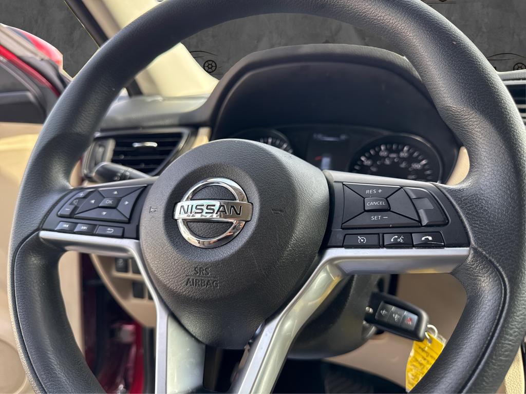 2017 Nissan Rogue - $11,977
