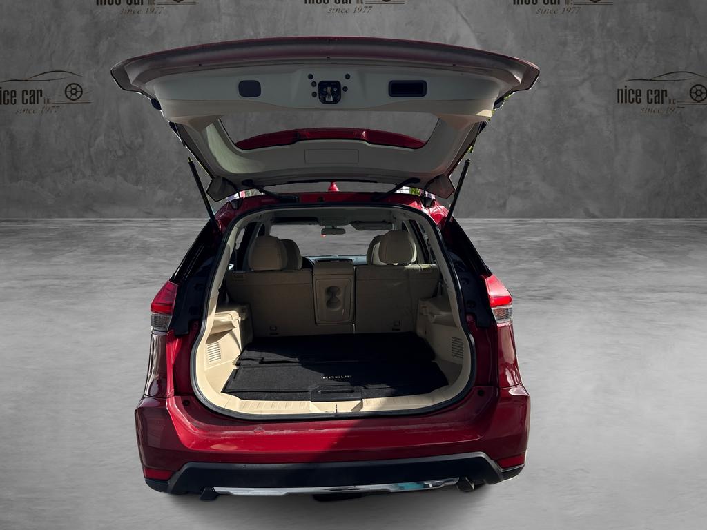 2017 Nissan Rogue - $11,977