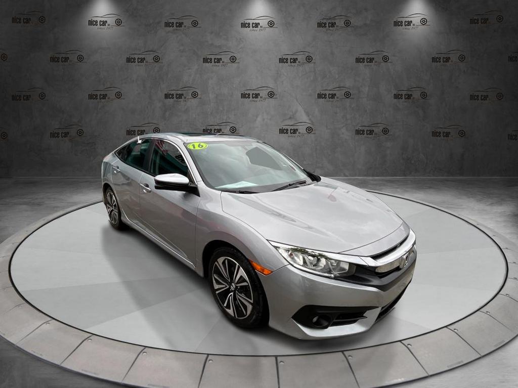 2016 Honda Civic - $10,977