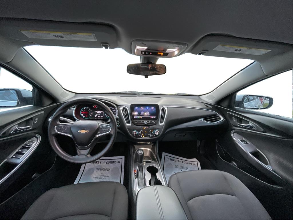2020 Chevrolet Malibu - $10,977