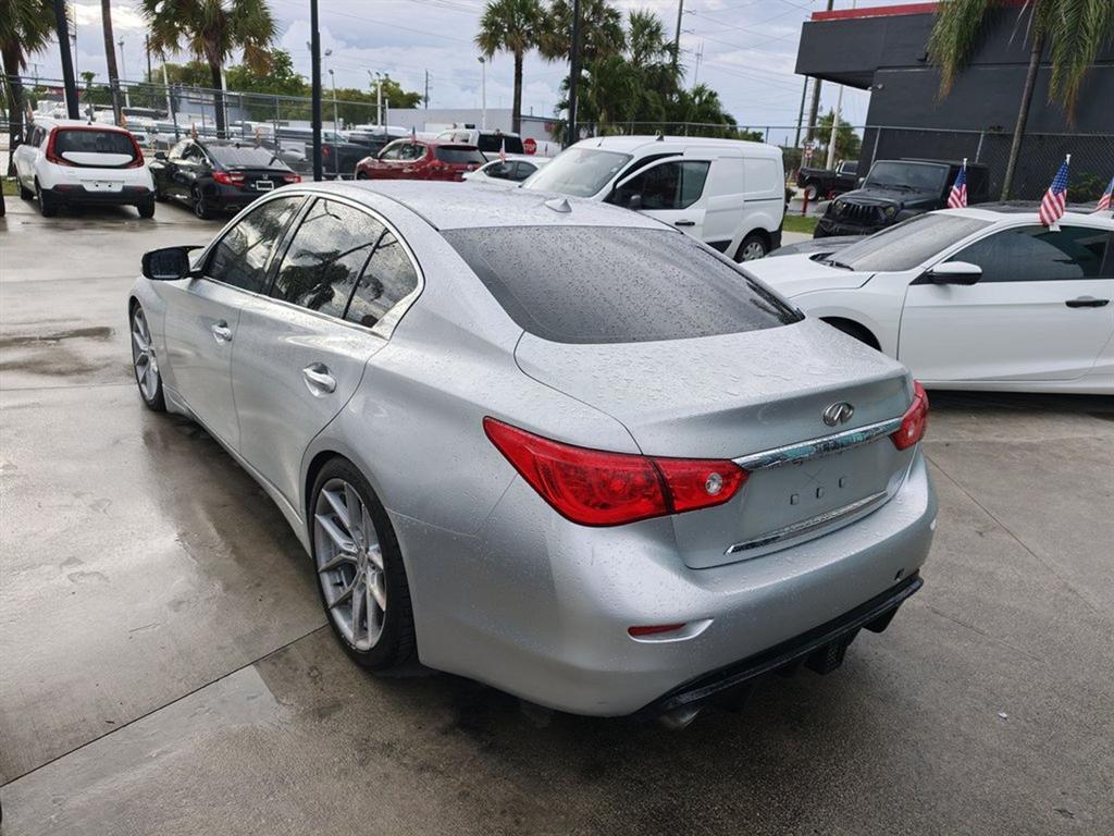 2016 INFINITI Q50 - $13,977