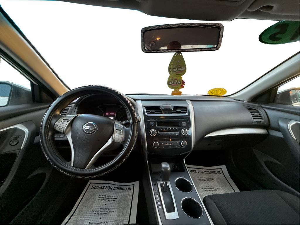 2015 Nissan Altima photo