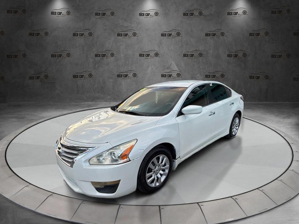 2015 Nissan Altima photo