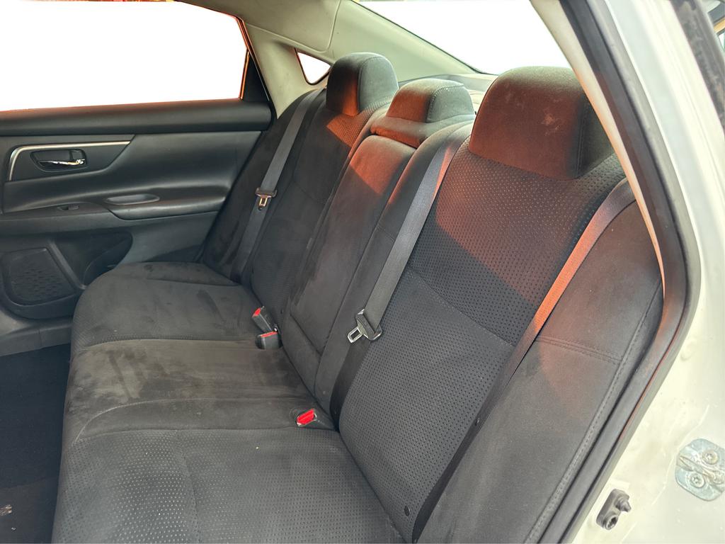 2015 Nissan Altima photo