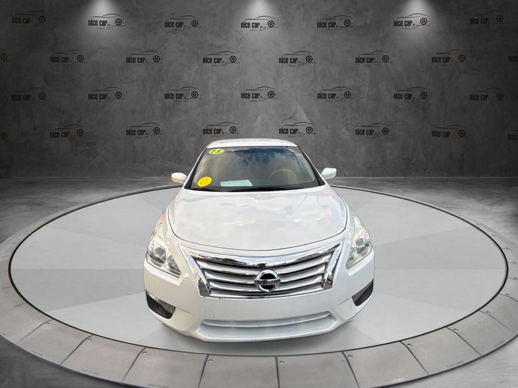 2015 Nissan Altima photo