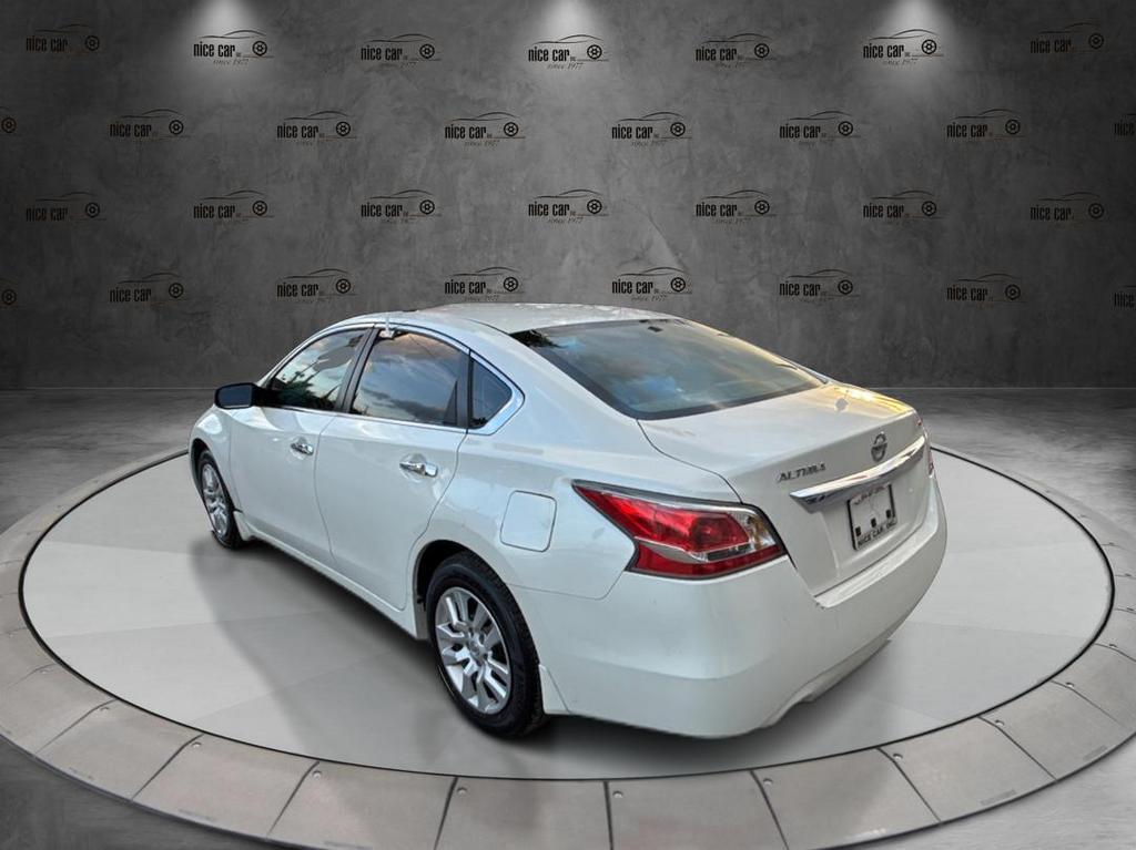 2015 Nissan Altima photo