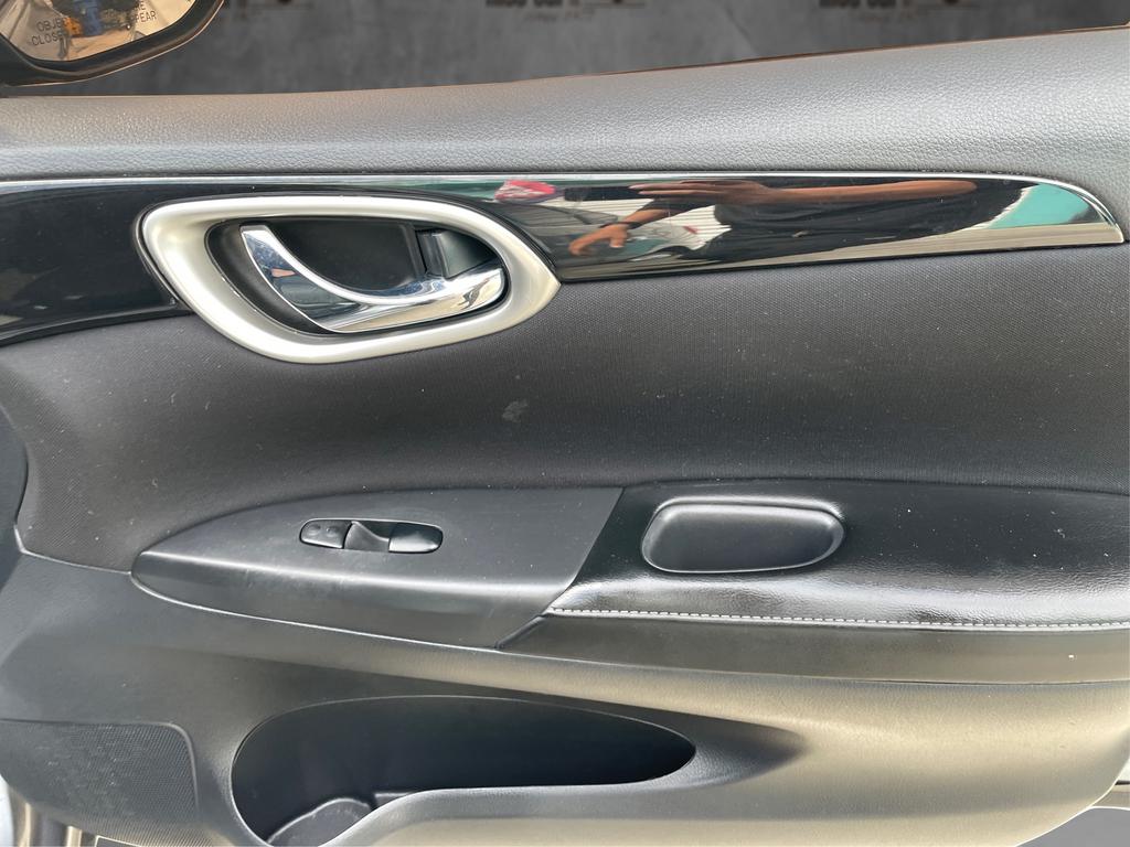 2019 Nissan Sentra - $7,977