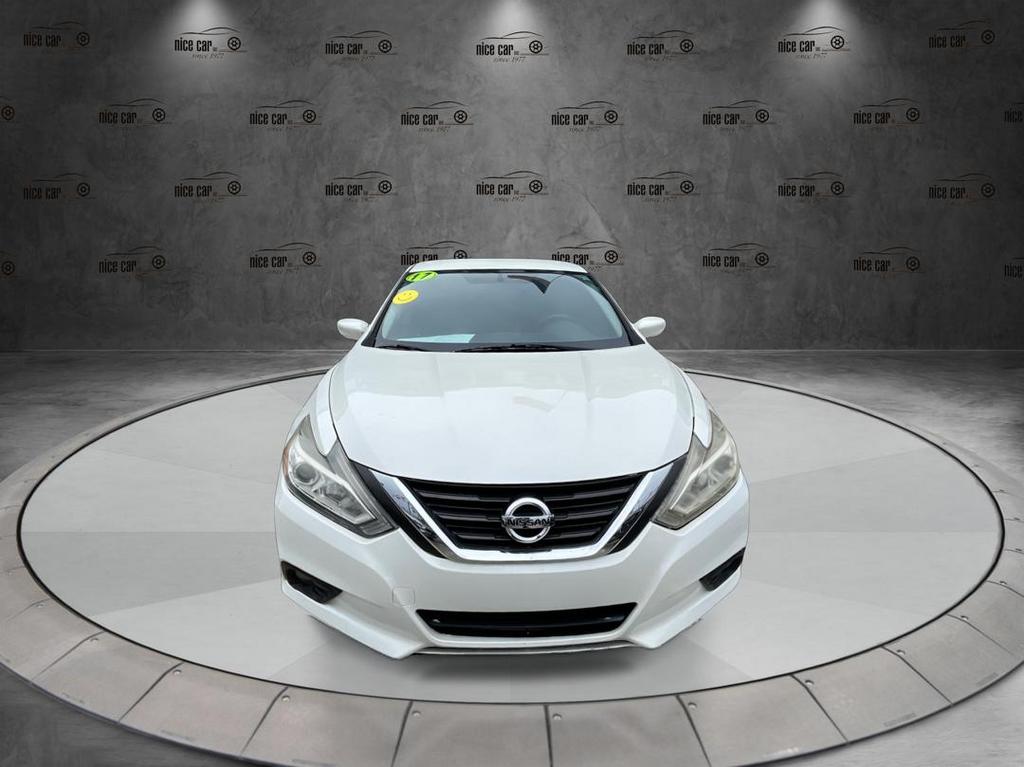 2017 Nissan Altima - $11,977