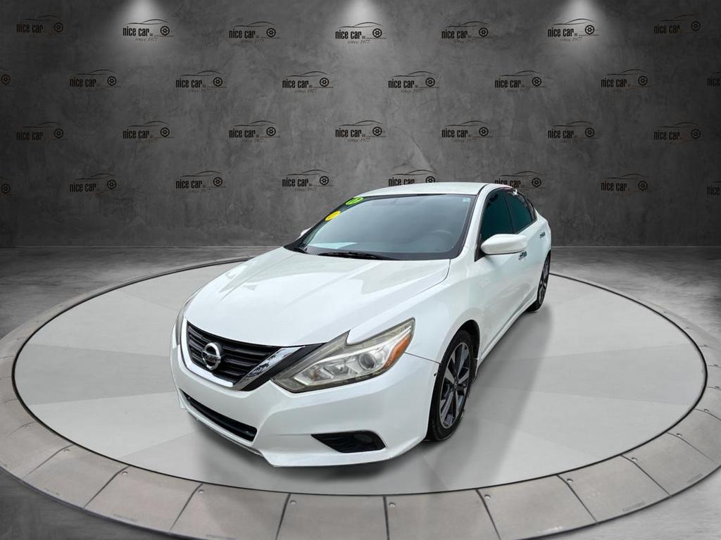 2017 Nissan Altima - $11,977