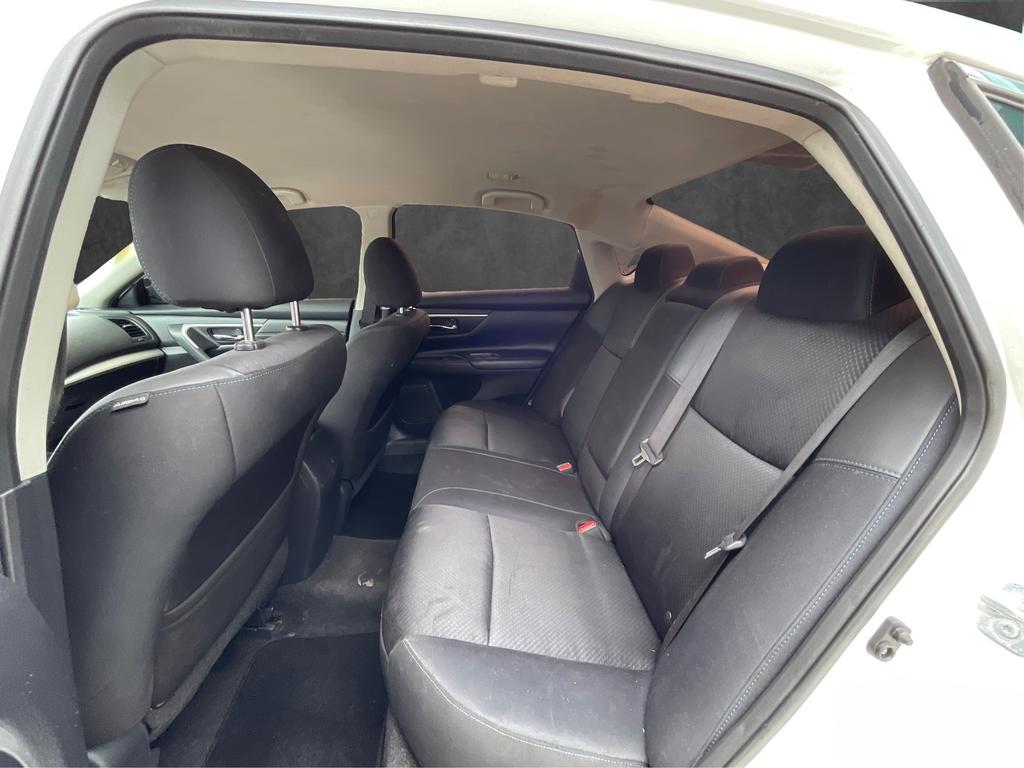 2017 Nissan Altima - $11,977