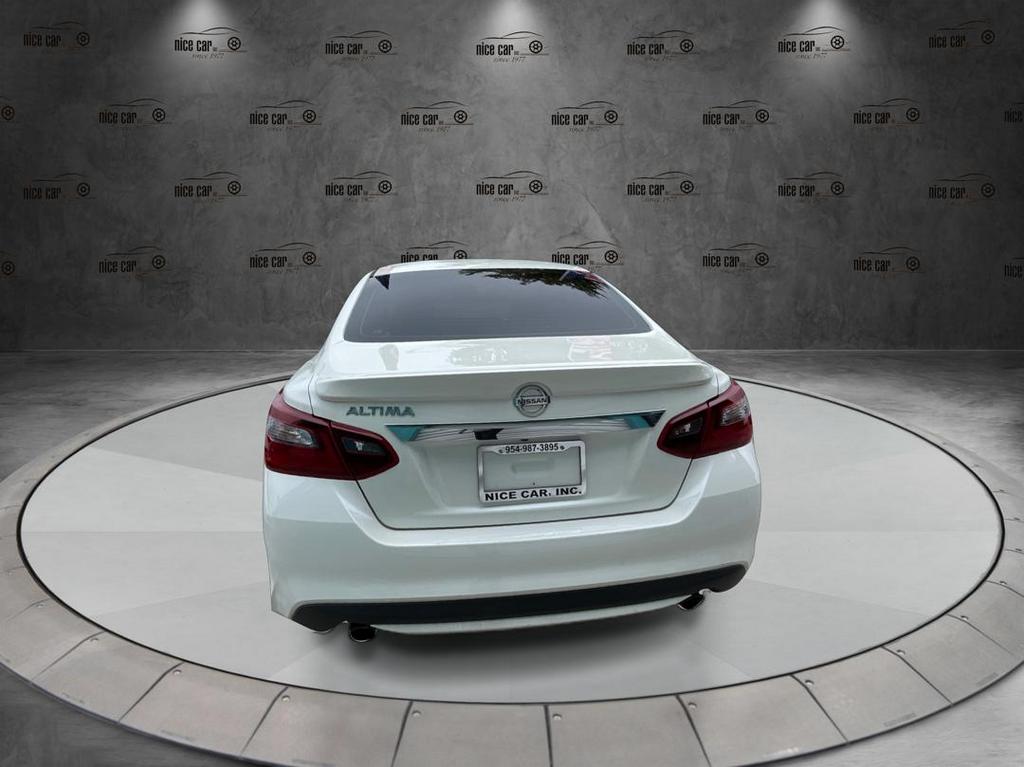 2017 Nissan Altima - $11,977