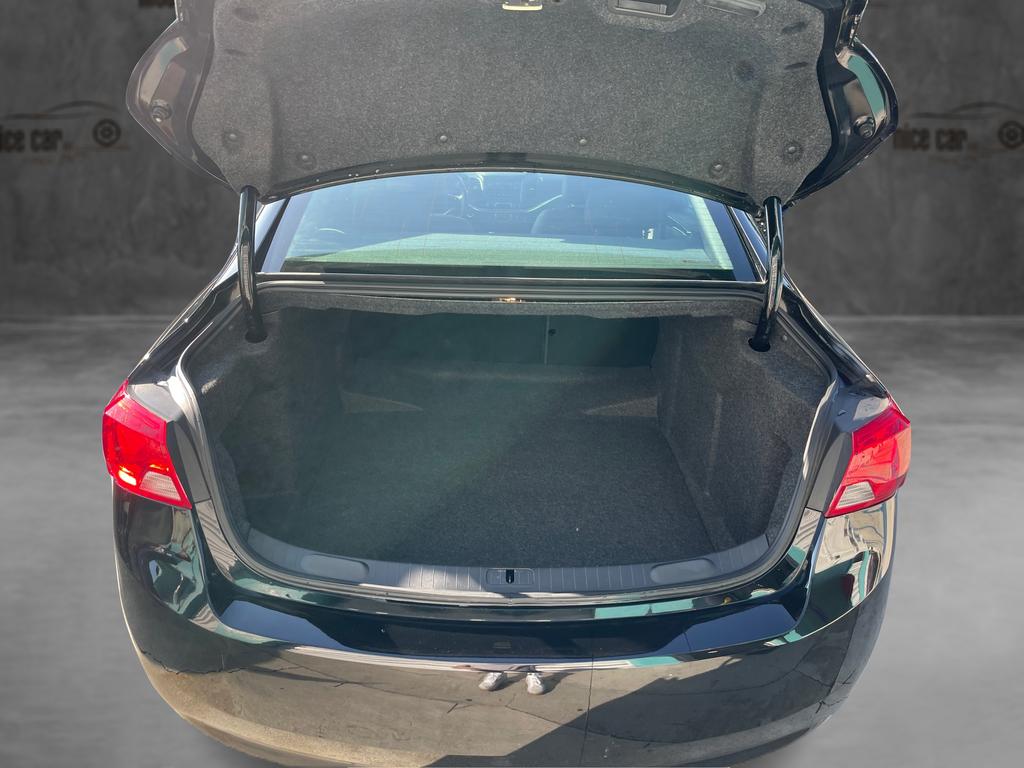 2018 Chevrolet Impala - $17,977