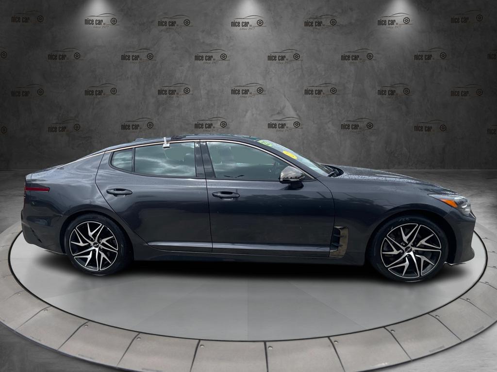 2022 Kia Stinger - $22,977