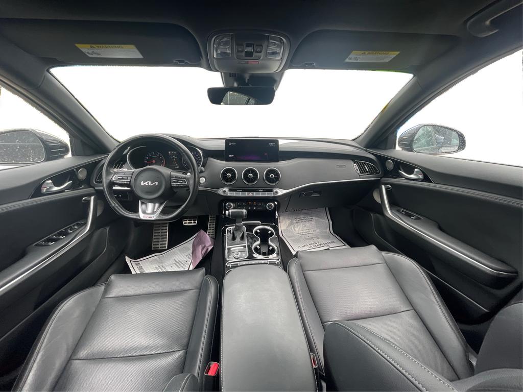 2022 Kia Stinger - $22,977