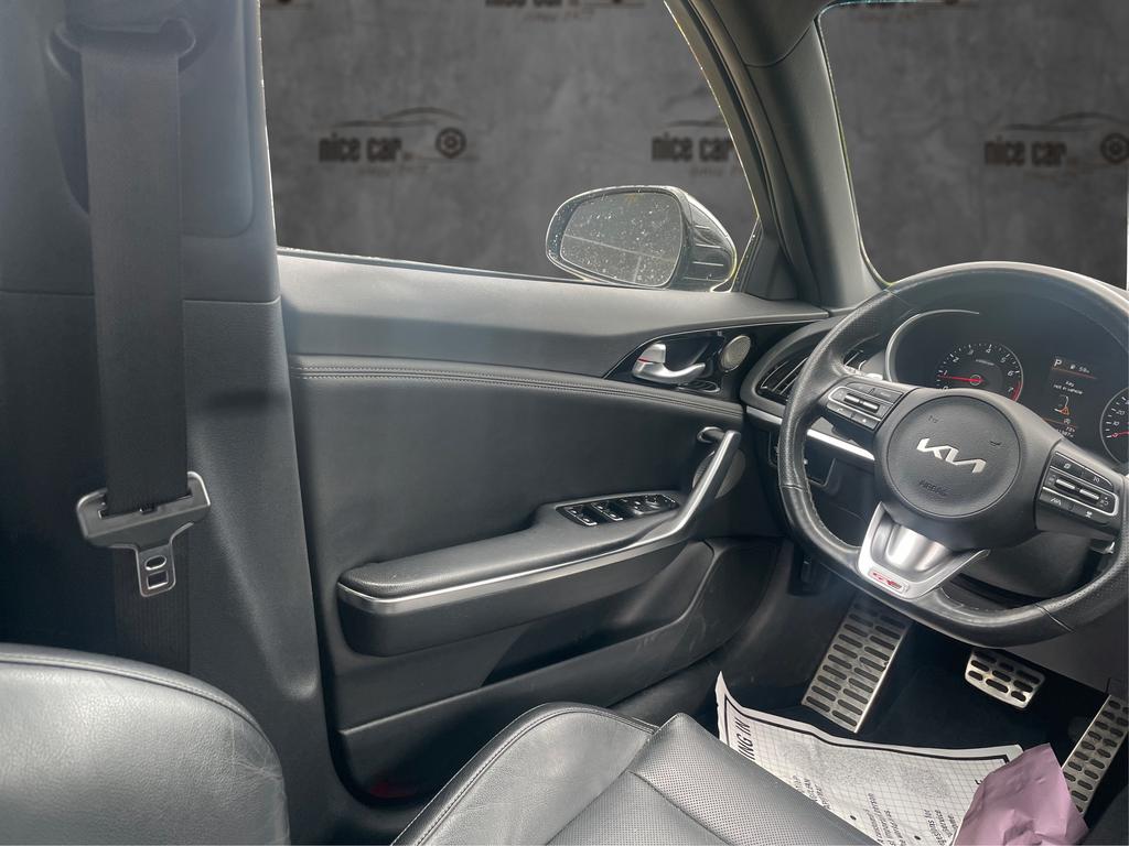 2022 Kia Stinger - $22,977