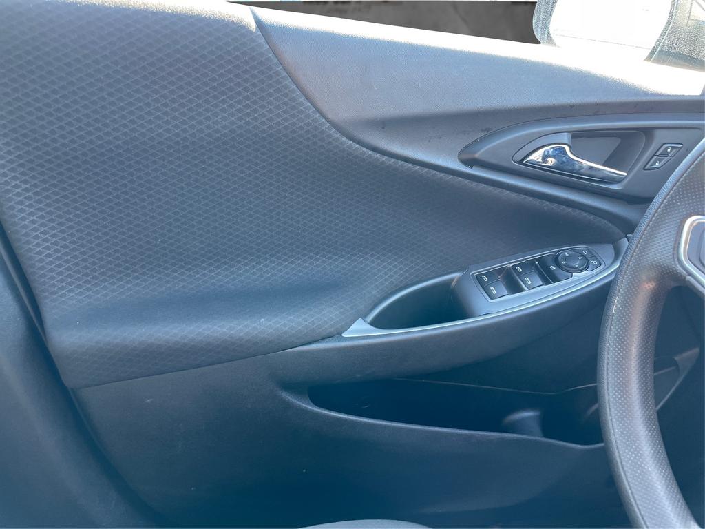 2023 Chevrolet Malibu - $16,977