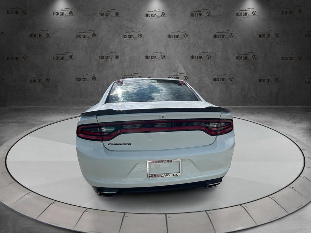 2020 Dodge Charger - $17,977