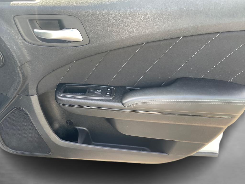 2020 Dodge Charger - $17,977