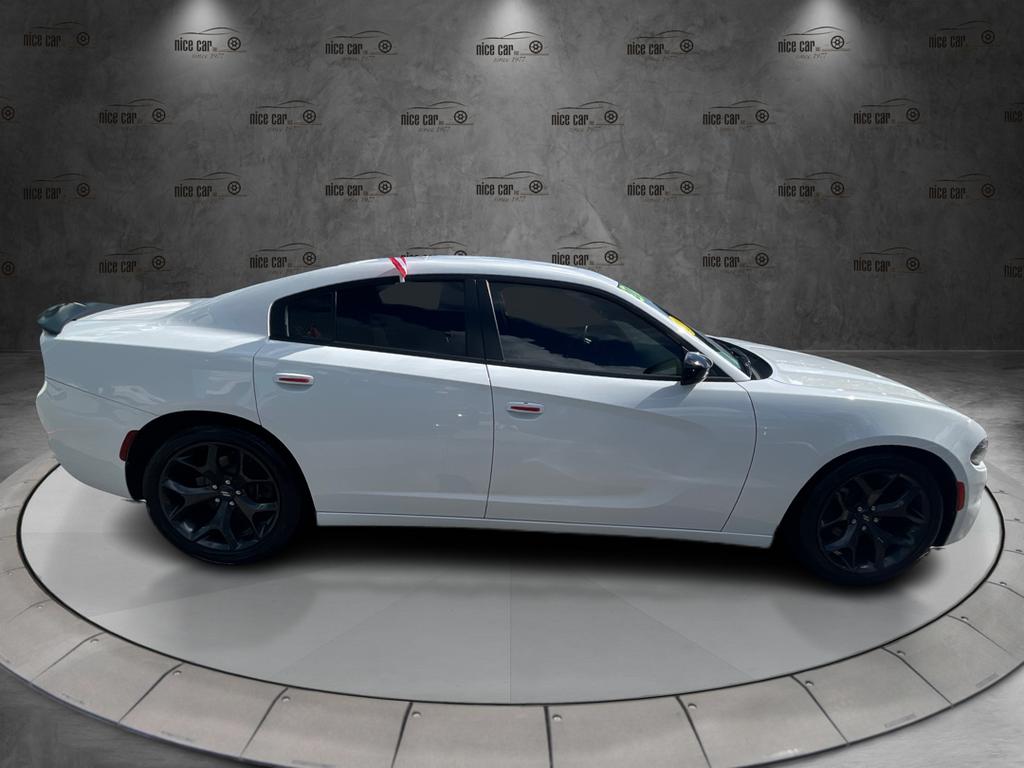 2020 Dodge Charger - $17,977