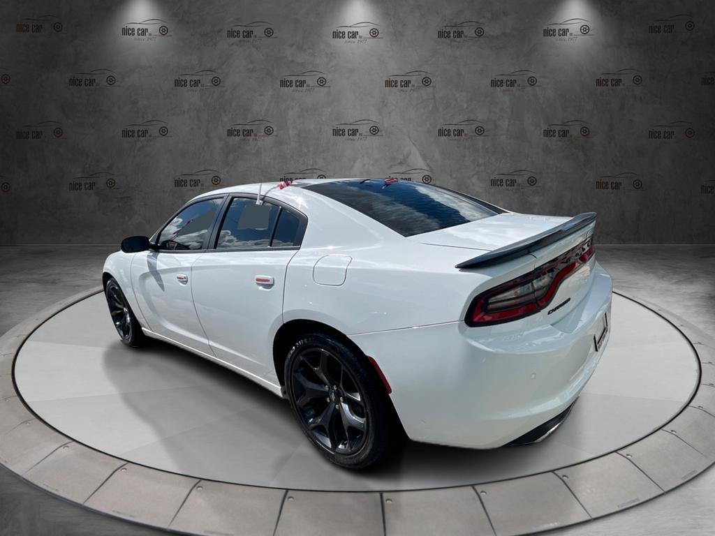 2020 Dodge Charger - $17,977