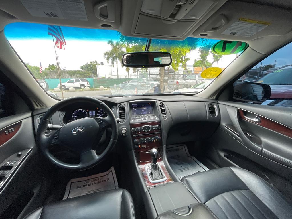 2017 INFINITI QX50 - $14,977