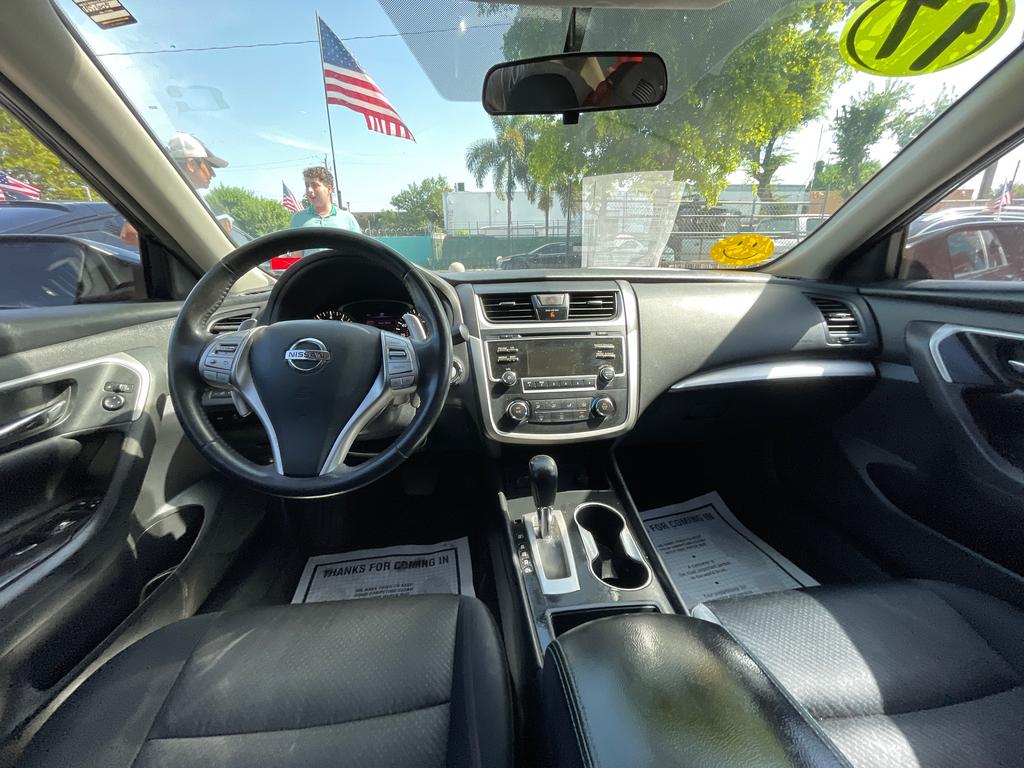2017 Nissan Altima - $11,977