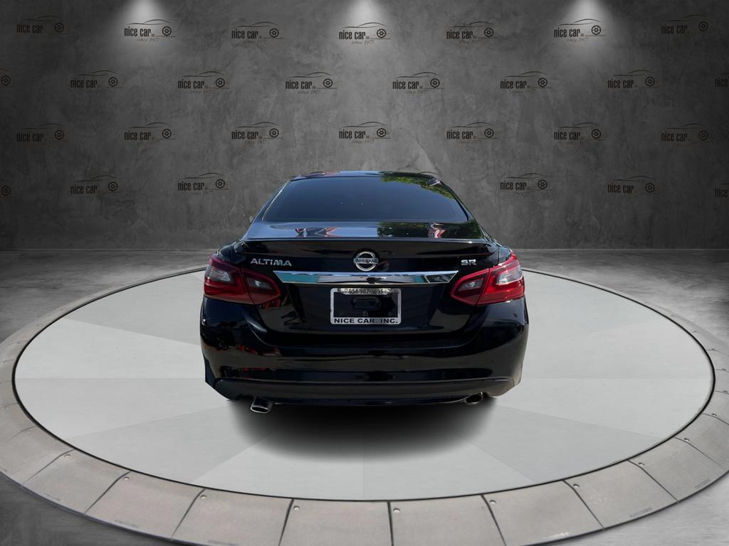 2017 Nissan Altima - $11,977