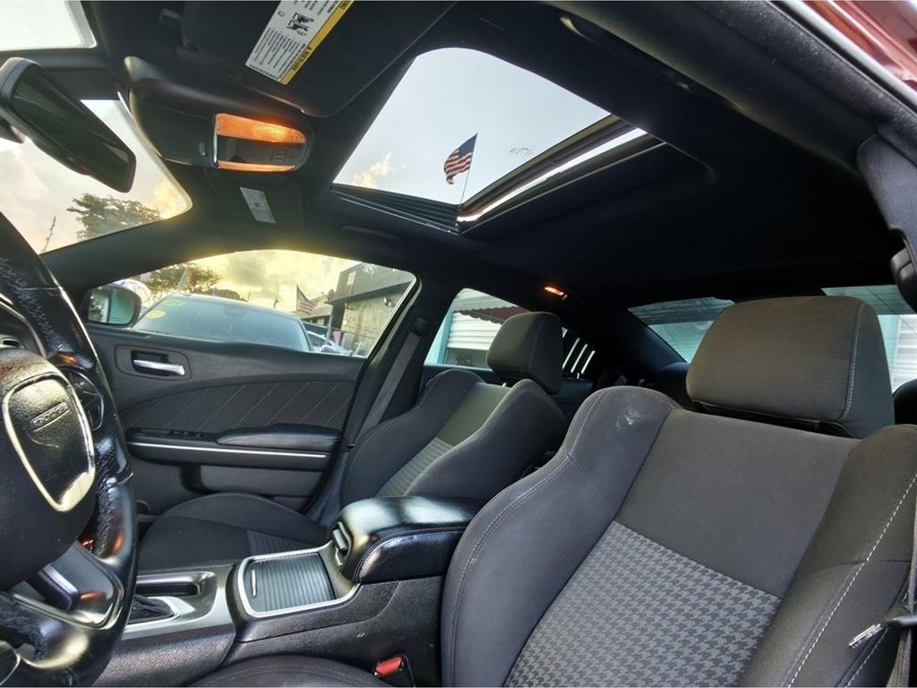 2019 Dodge Charger - $18,977