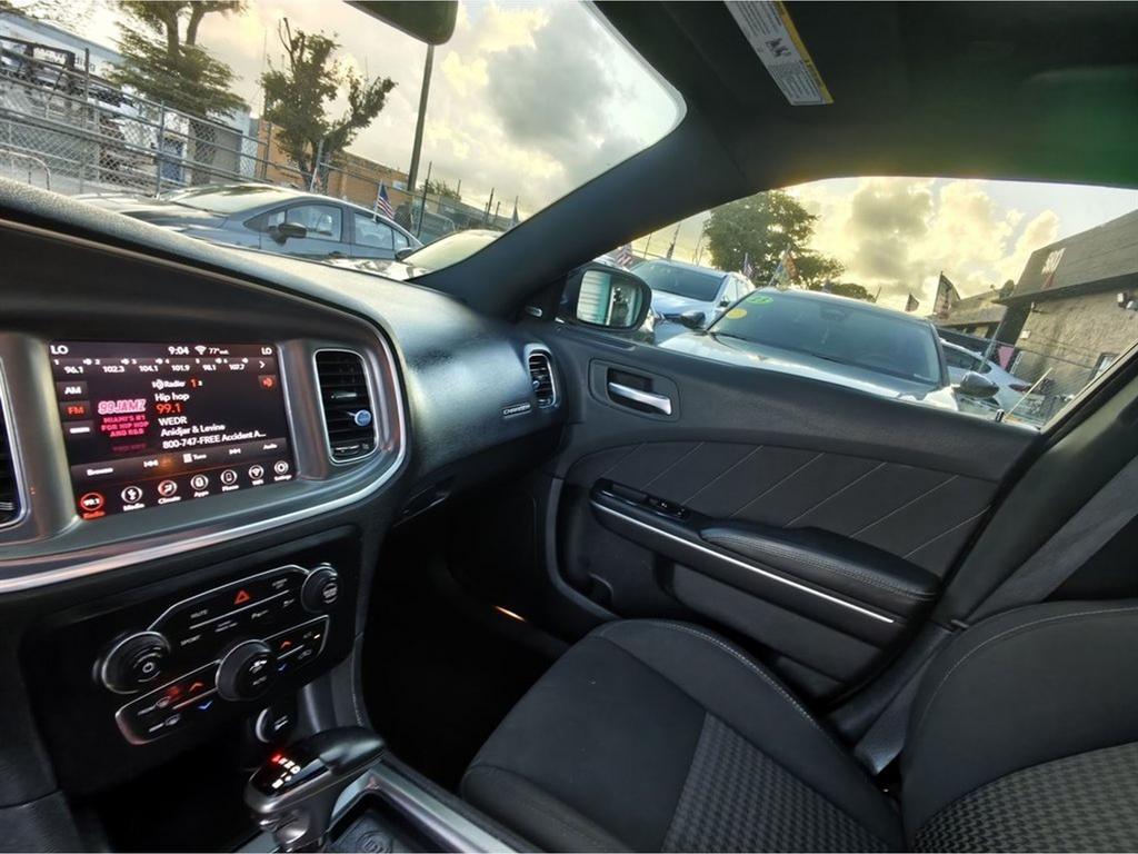 2019 Dodge Charger - $18,977