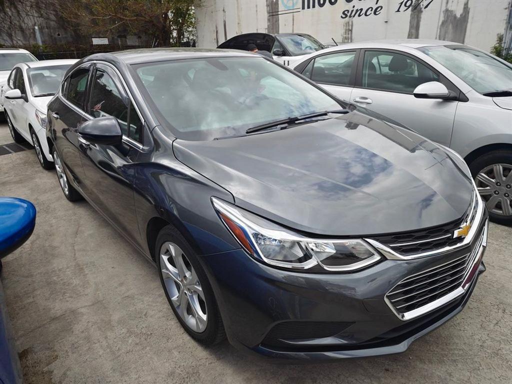 2018 Chevrolet Cruze - $11,977