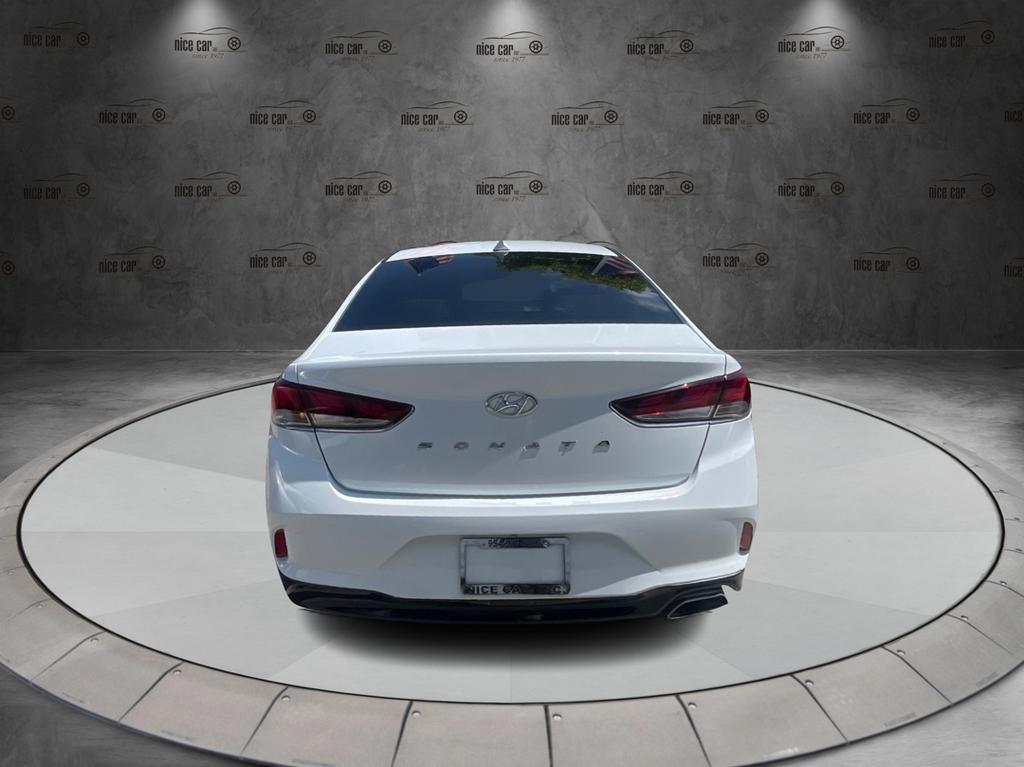 2018 Hyundai Sonata - $14,977