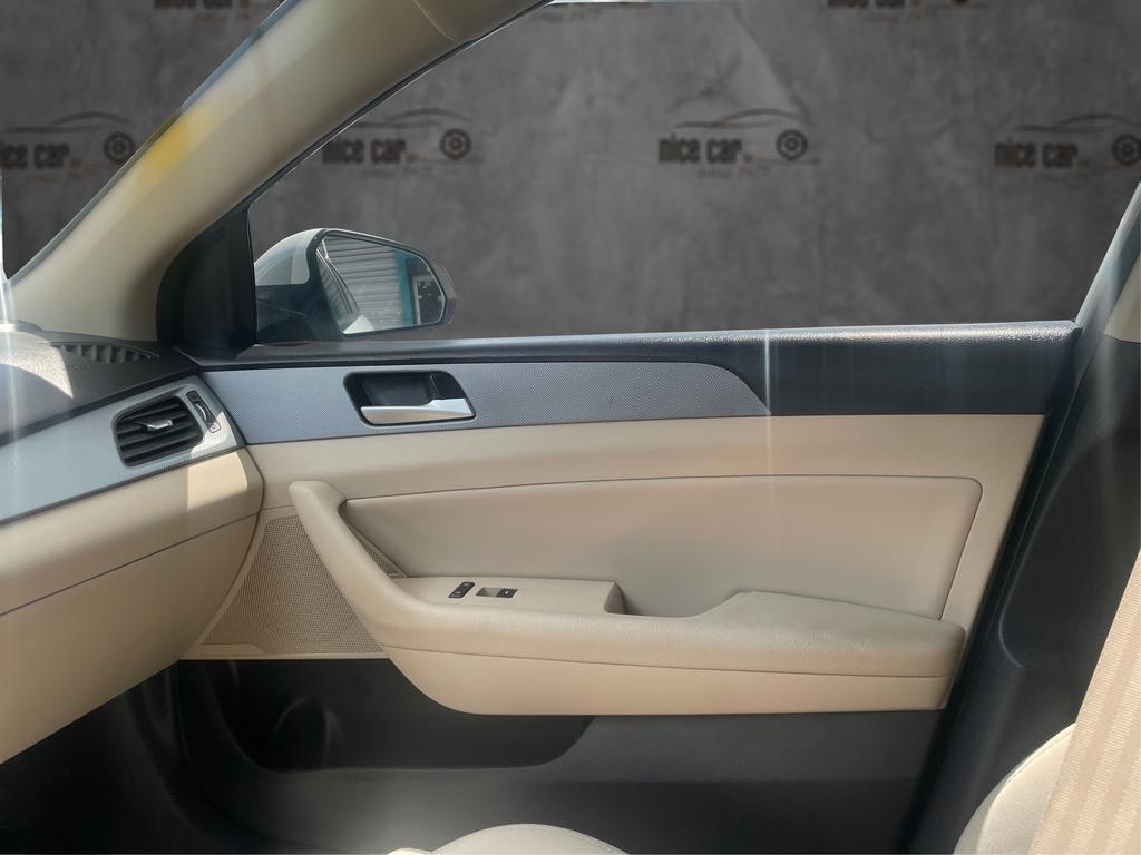 2018 Hyundai Sonata - $14,977