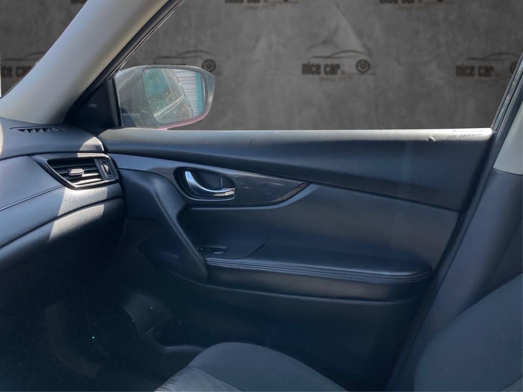 2019 Nissan Rogue - $14,977