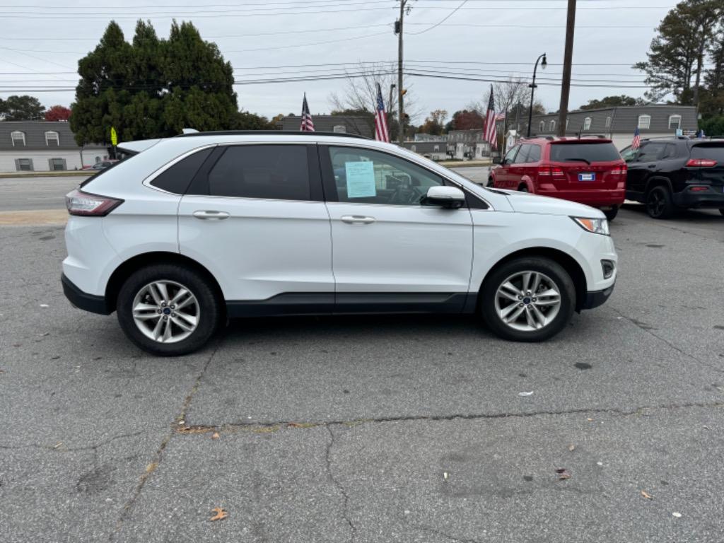 2017 Ford Edge SEL photo