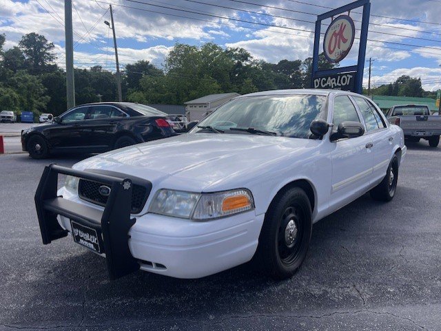 2011 Ford Crown Victoria Police Interceptor photo