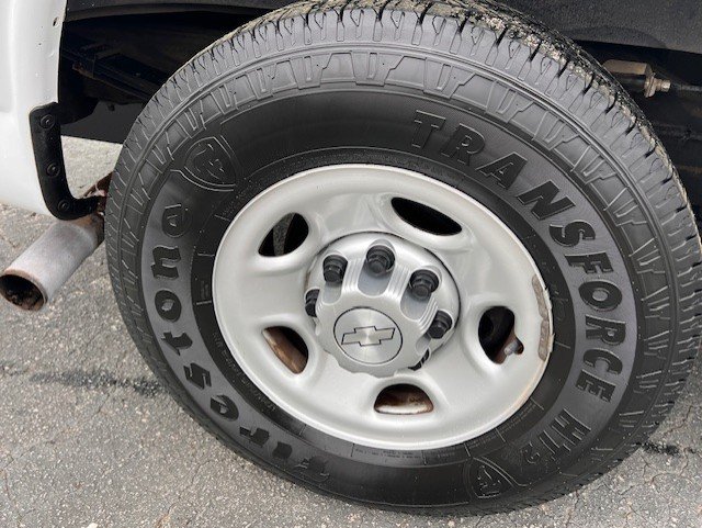 2016 Chevrolet G2500 Vans Express photo