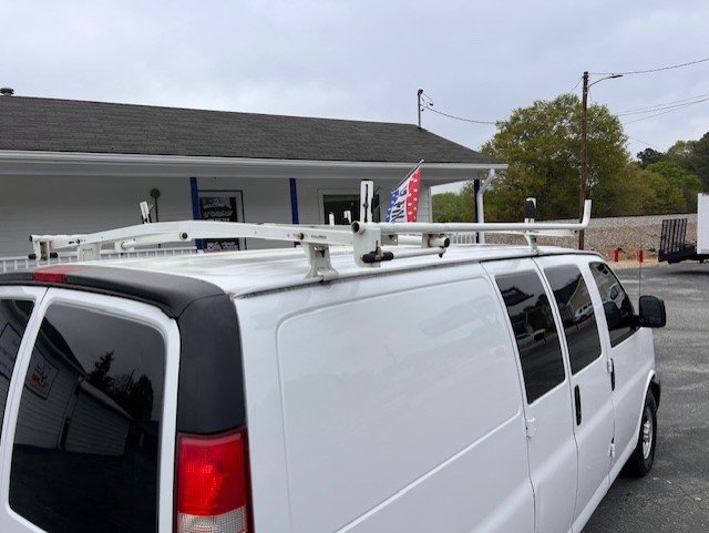 2016 Chevrolet G2500 Vans Express photo