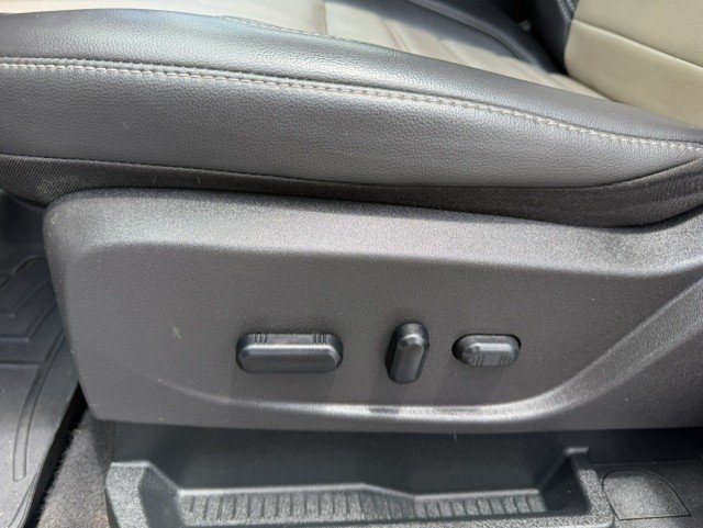 2019 Ford Escape - $10,000
