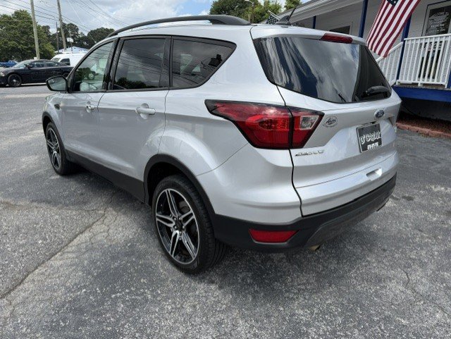 2019 Ford Escape - $10,000