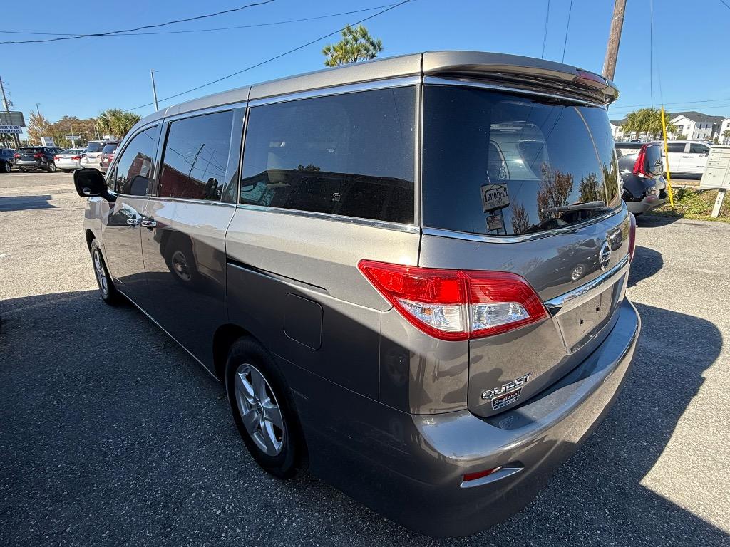 2015 Nissan Quest