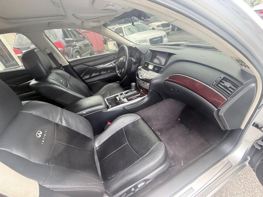 2013 INFINITI M