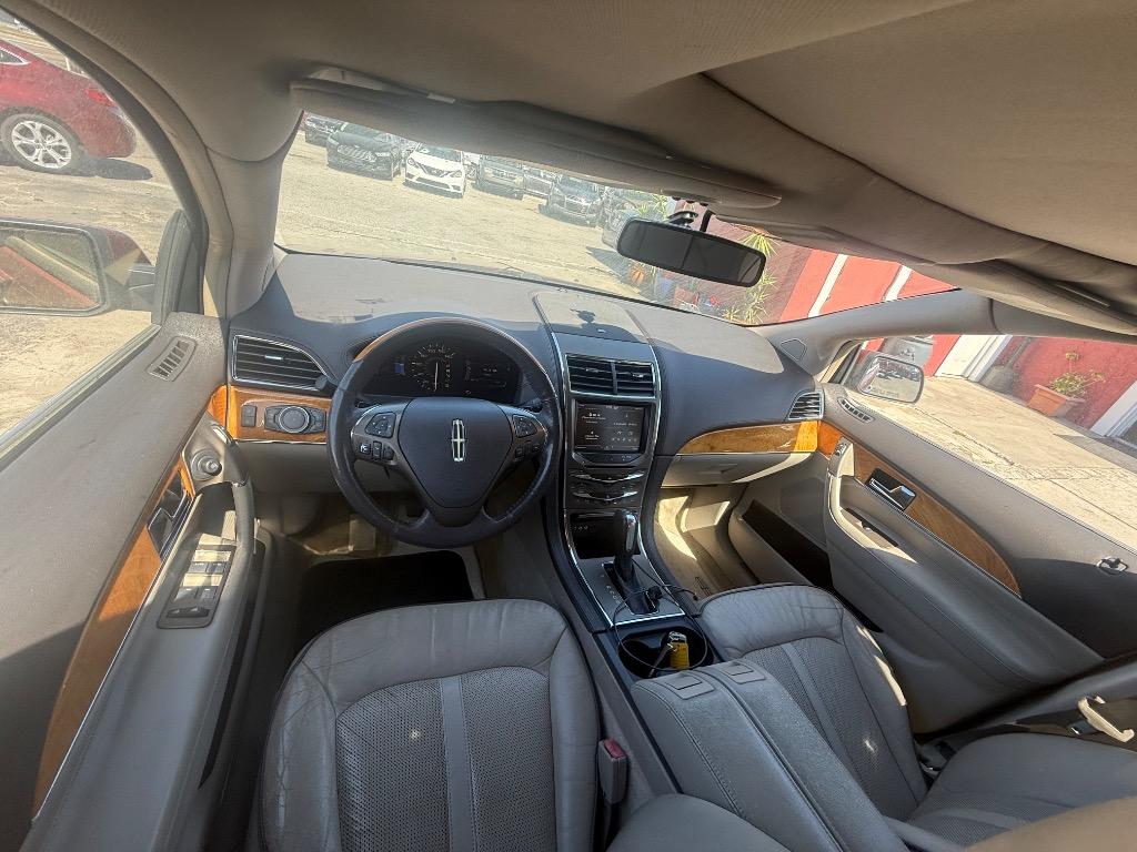 2013 Lincoln MKX photo