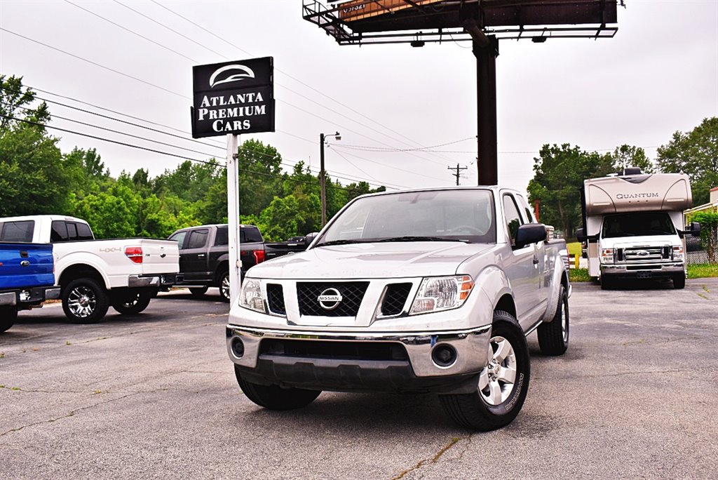 The 2010 Nissan Frontier SE V6 photos