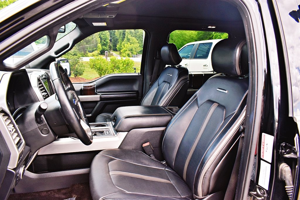 2017 Ford F150 Platinum photo