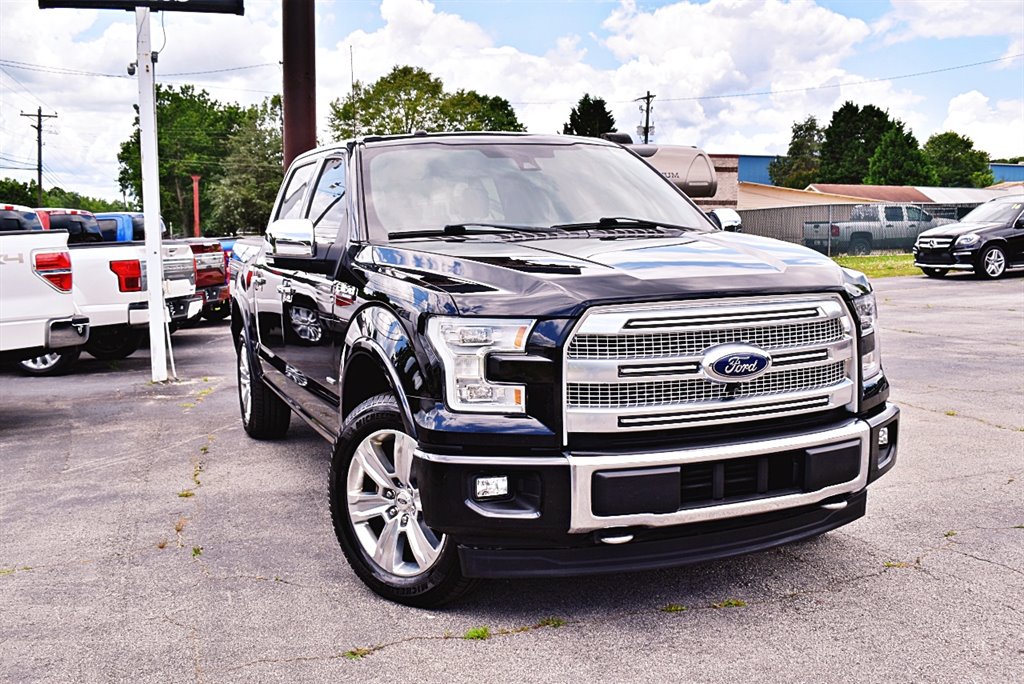 2017 Ford F150 Platinum photo