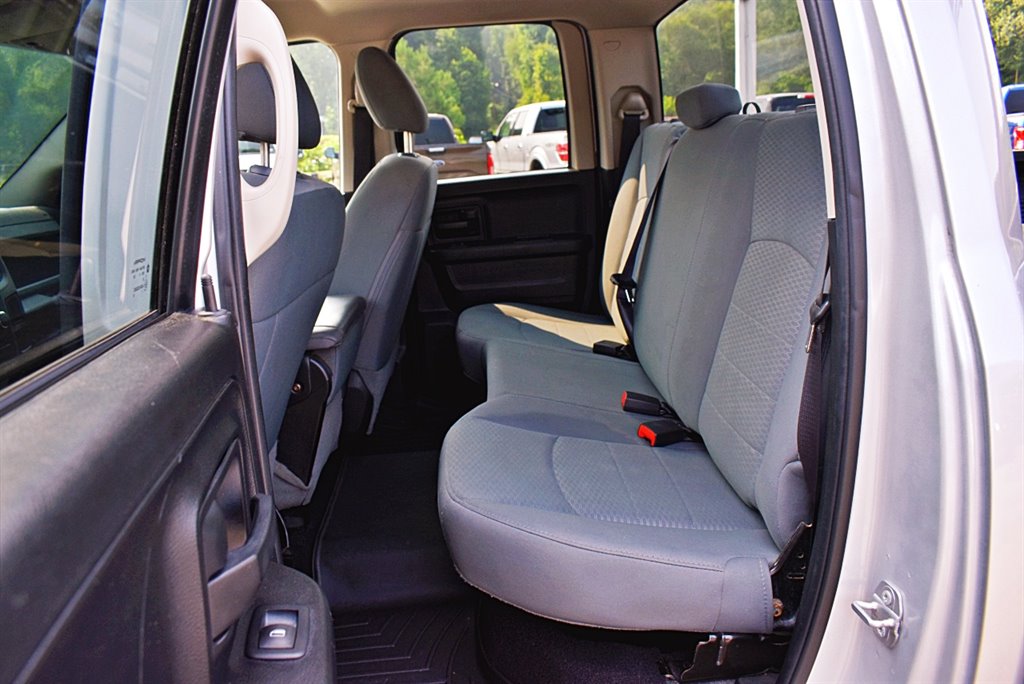 2017 RAM 1500 Express photo