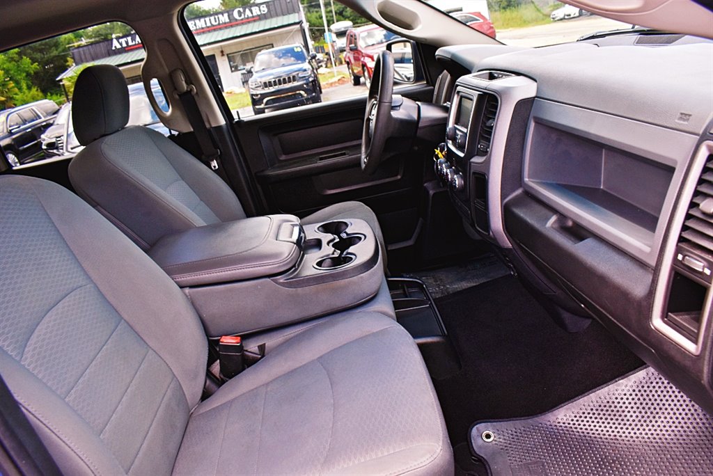 2018 RAM 1500 Express photo